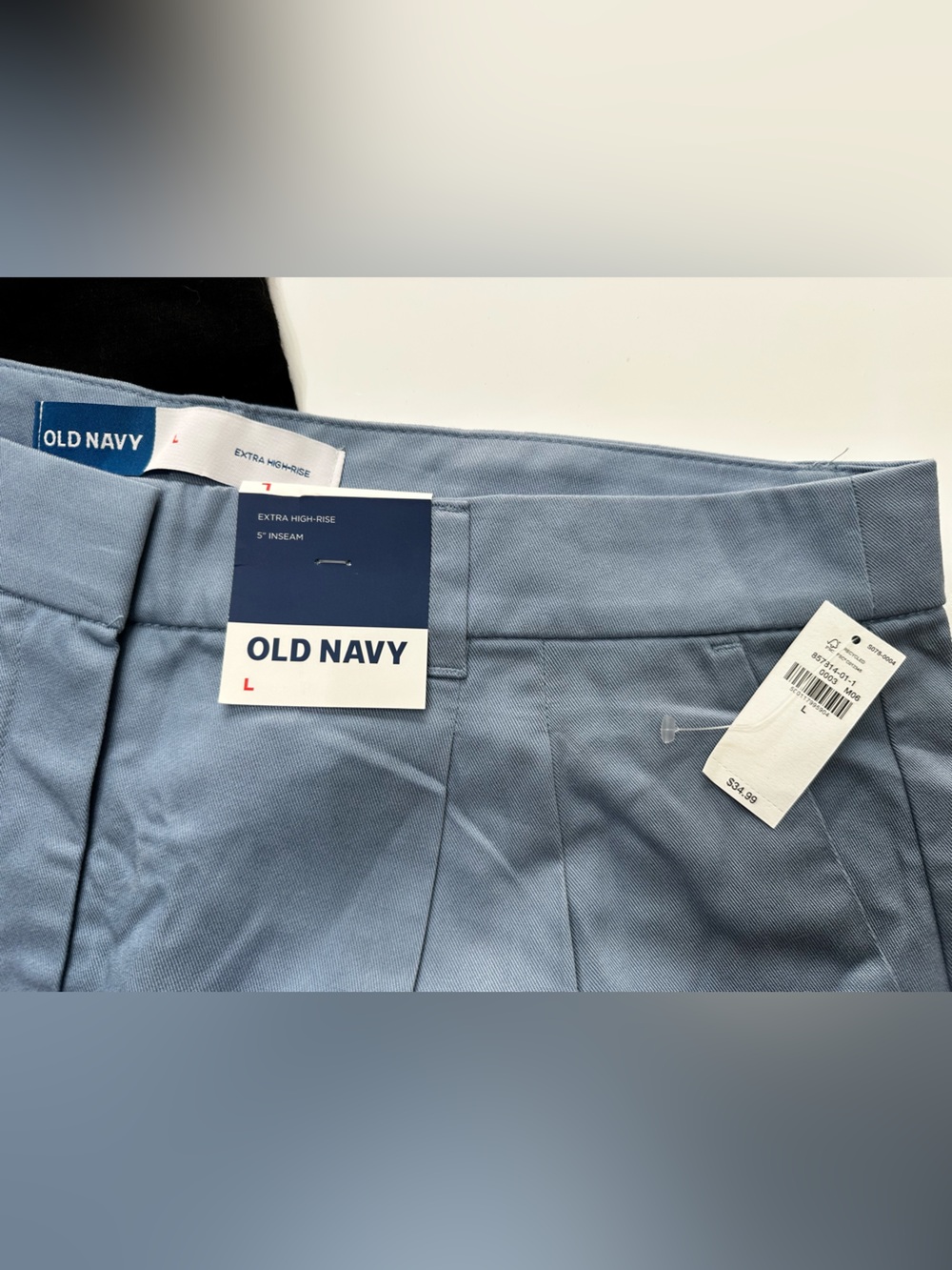 Old Navy Lot - 3 Shorts - 2 Jeans (12 & 13 Tall/Long) - Picture 3 of 16